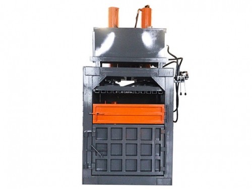 Cardboard Compactor / Carton Baler